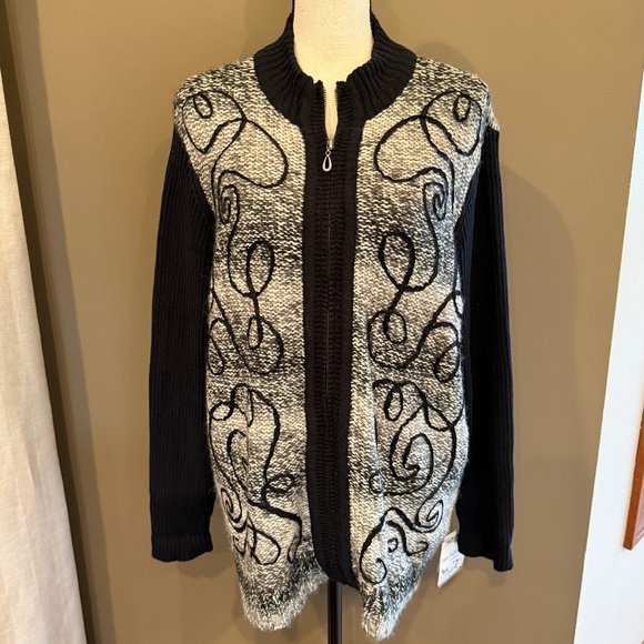 NWT Breckenridge Cardigan Women's Black & Cream Full Zip Sweater, Size 2X - Picture 1 of 13